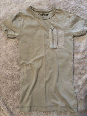 Seven Souls Kids Short Sleeve Tee in Olive with Zipper Pocket